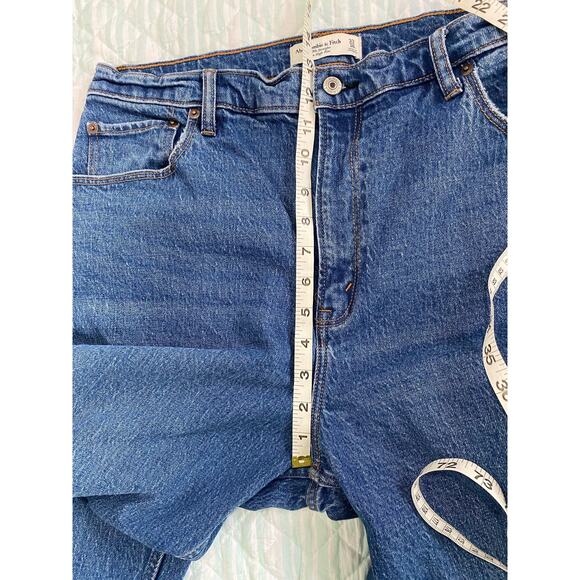Abercrombie & Fitch The 90's Straight Ultra High Rise Curve Love 33/16L - Picture 8 of 9